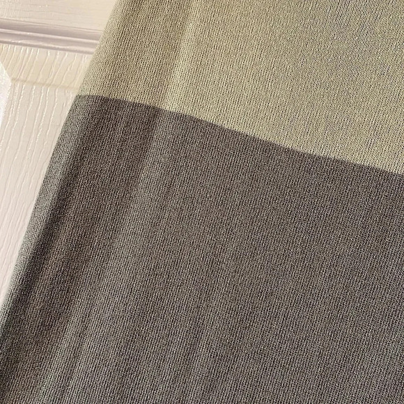 Merona green long sweater dress color block, army and sage green - Picture 5 of 9